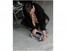 Thiết bị kiểm tra nứt sâu bê tông